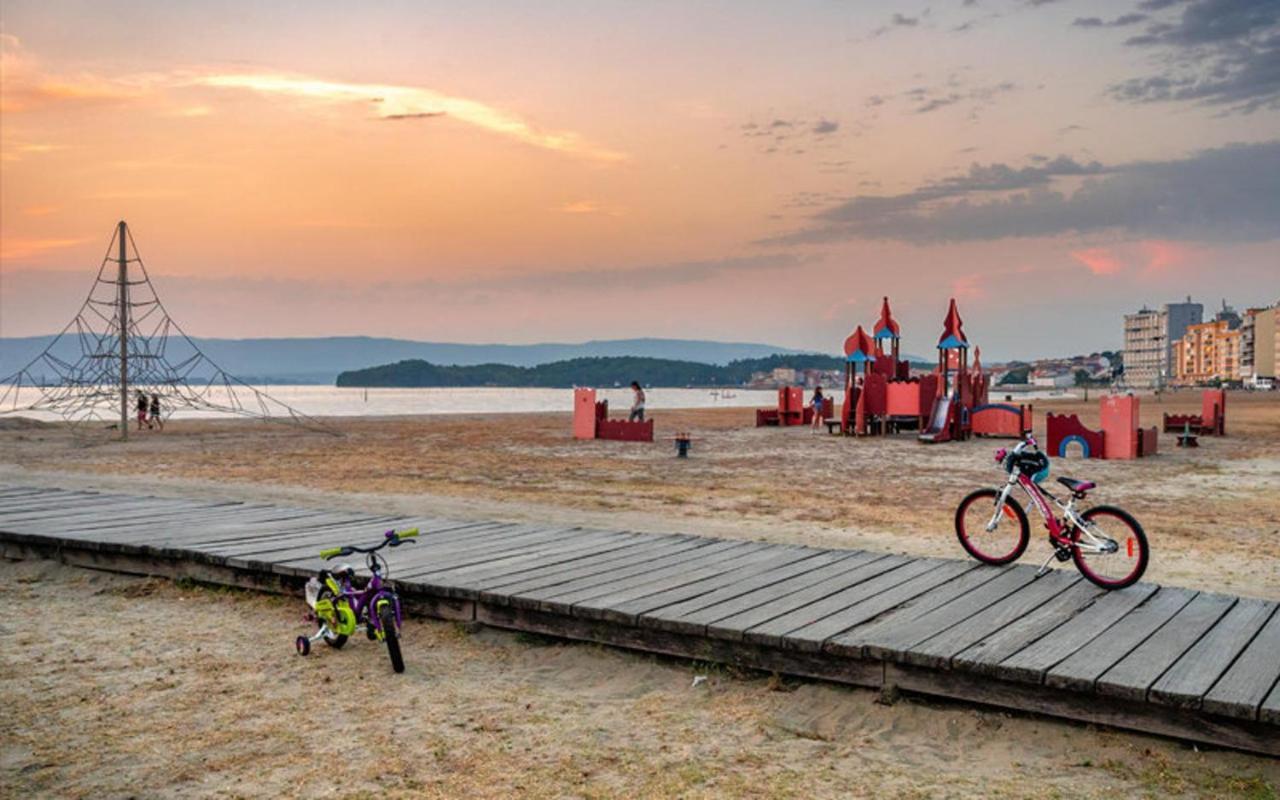 Impecable Piso Encima Playa Galicia Apartment บิลาการ์เซีย เด อาโรว์ซา ภายนอก รูปภาพ